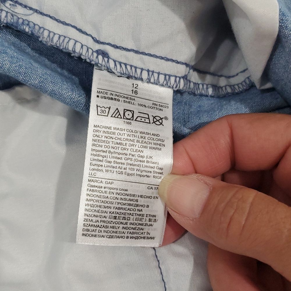 GAP Blue Chambray City Shorts 100% Cotton, Size 12 - Picture 5 of 5